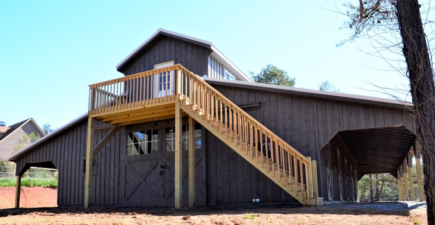 Horse stable layout with second story