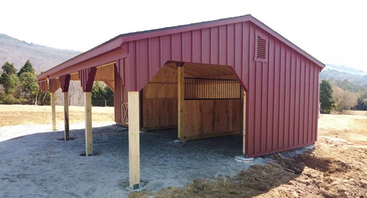 red horse barn