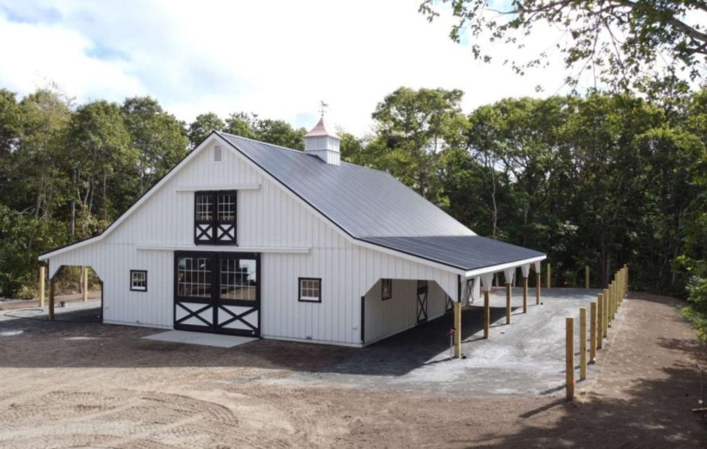 types of outdoor animal shelters