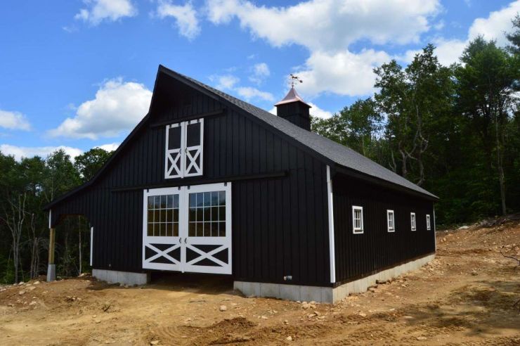 black horse barn