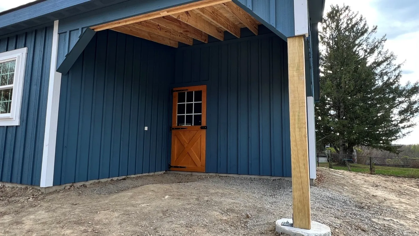 teton modular horse barn