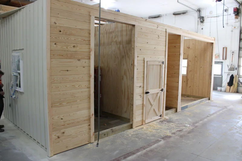 gambrel modular horse barn