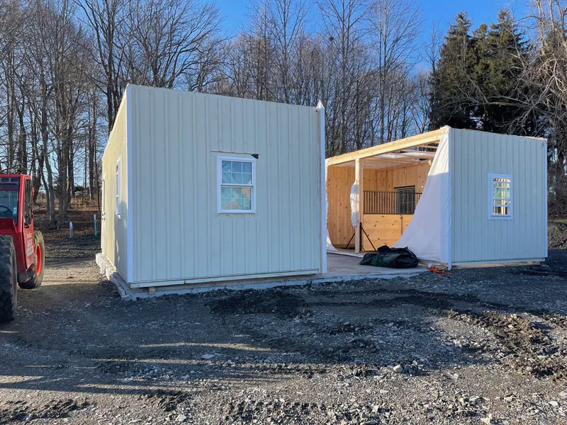gambrel modular horse barn