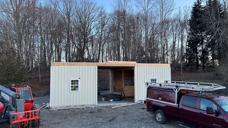 gambrel modular horse barn