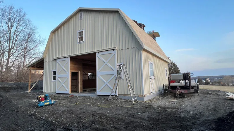gambrel modular horse barn