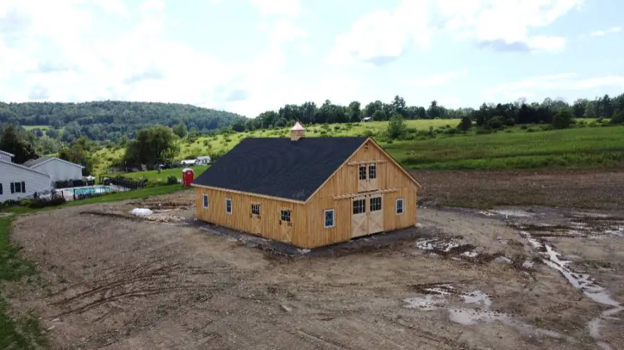 modular horse barn in high country