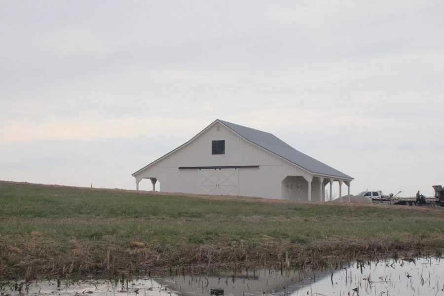 high country modular horse barn