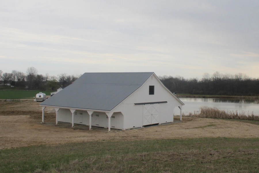 high country modular horse barn