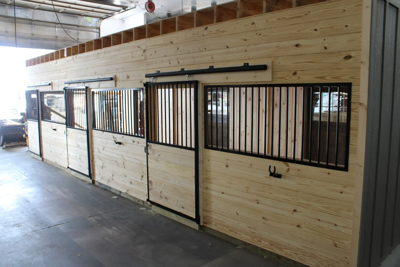 high country modular horse barn