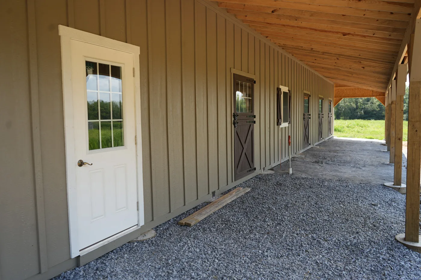 high country modular horse barn