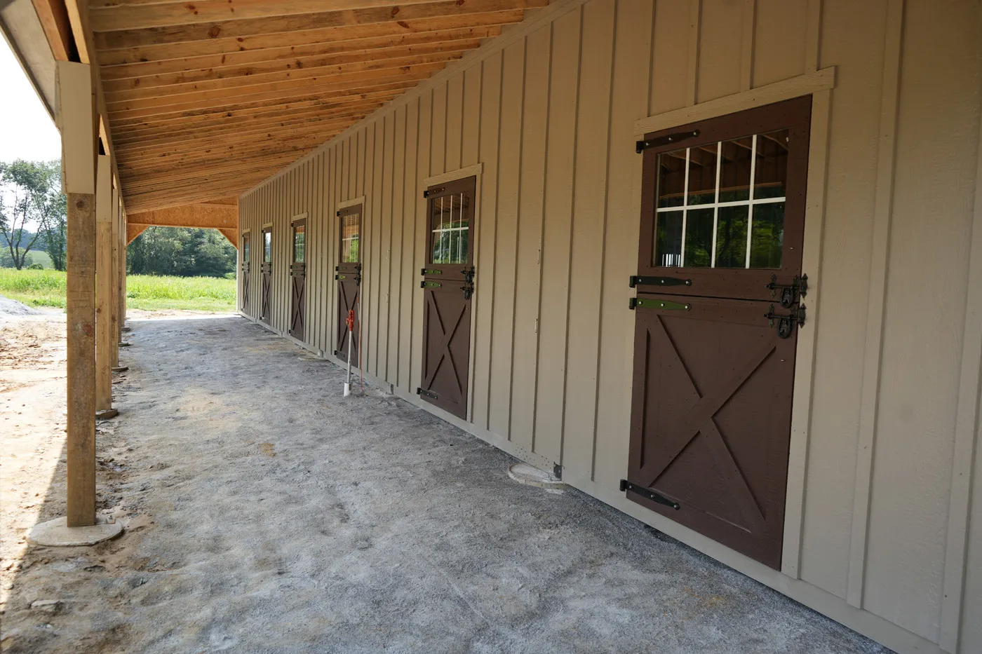 high country modular horse barn