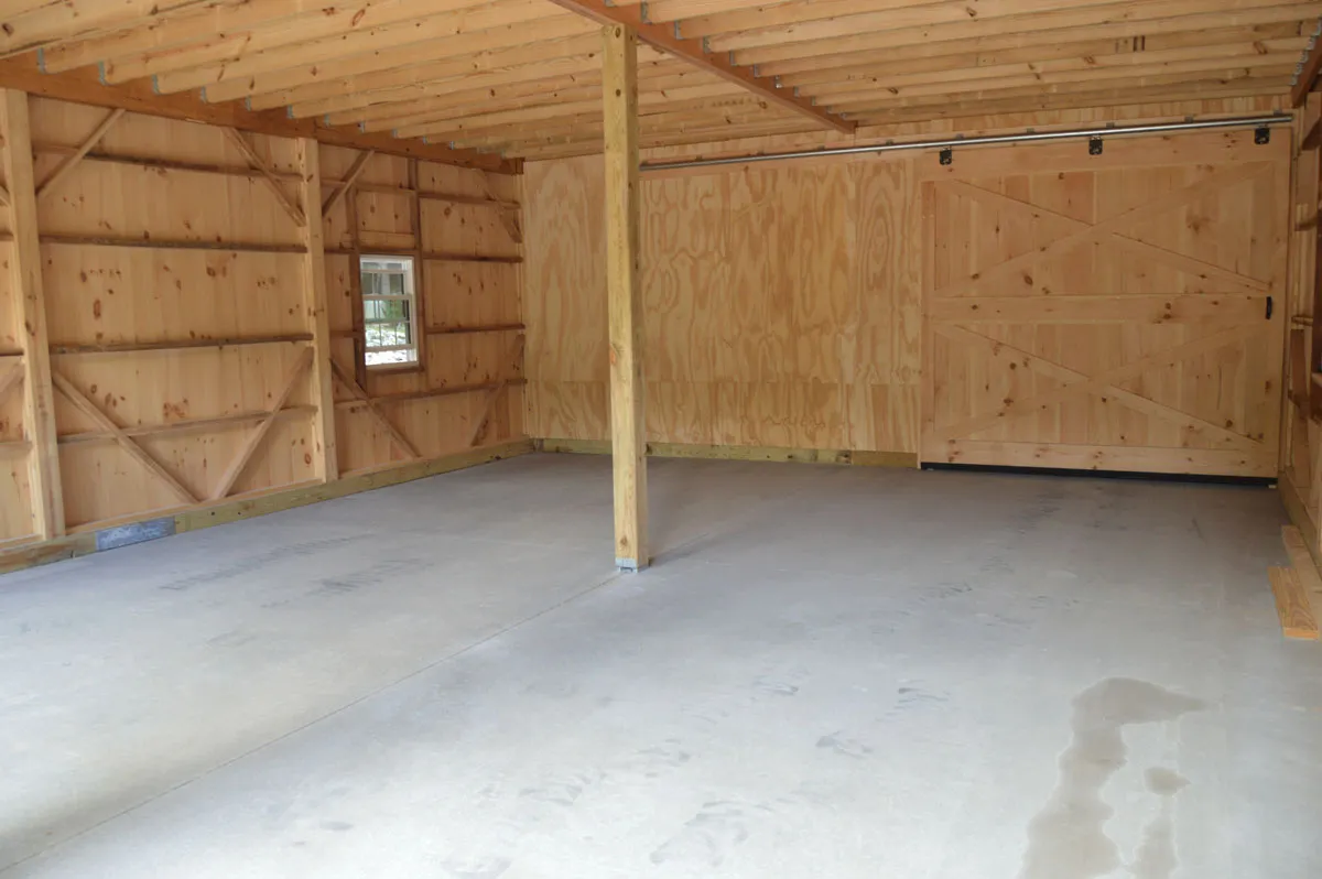 modular horse barn