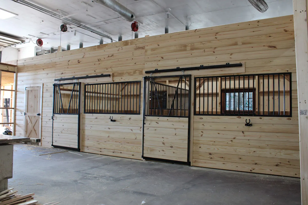modular horse barn