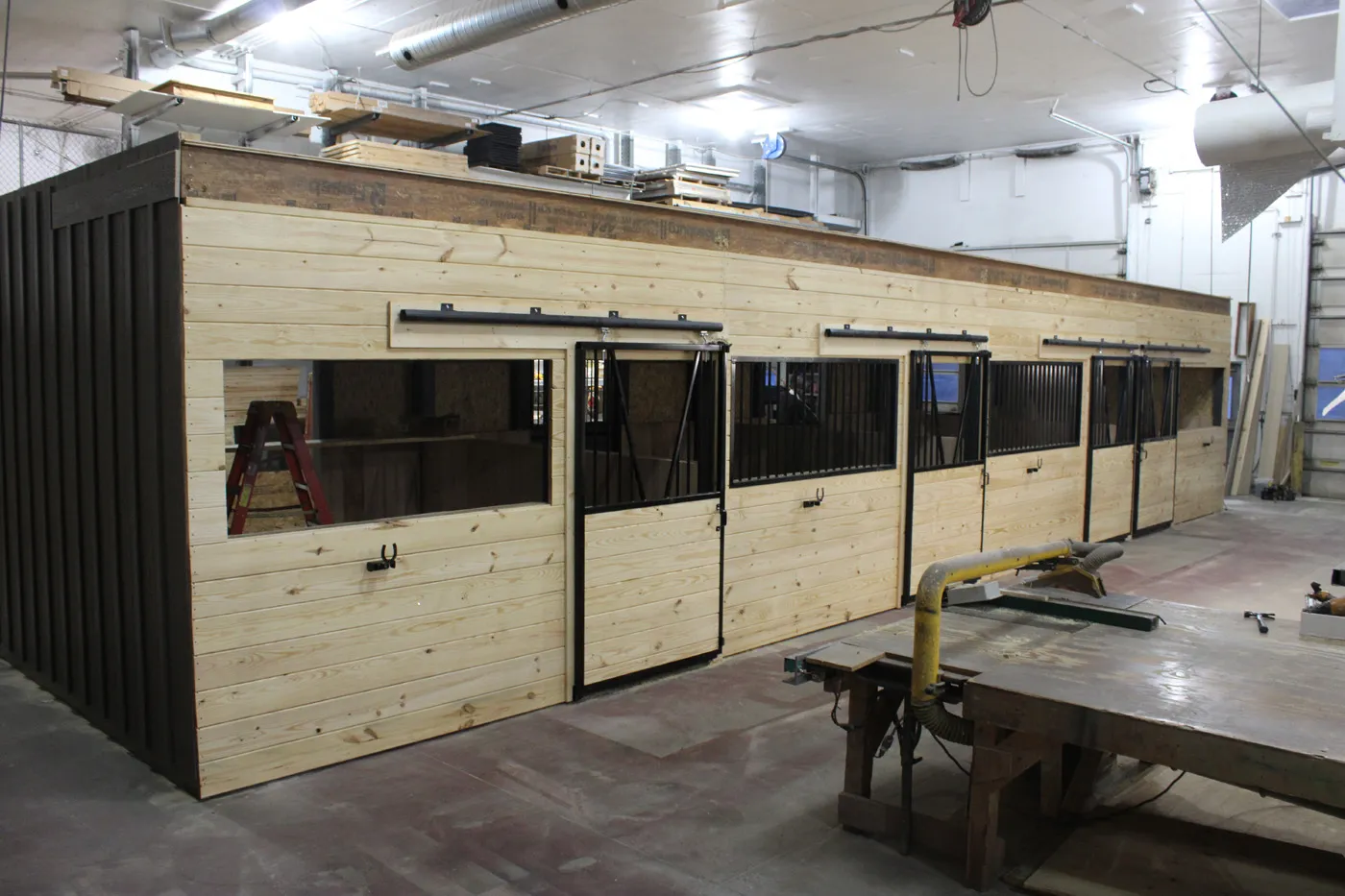 high country modular horse barn