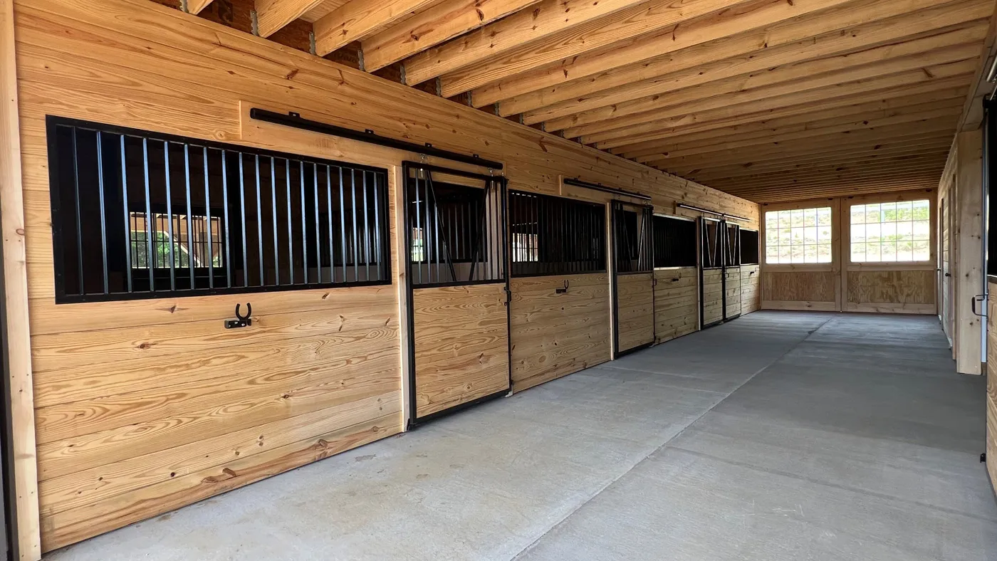 high country modular horse barn