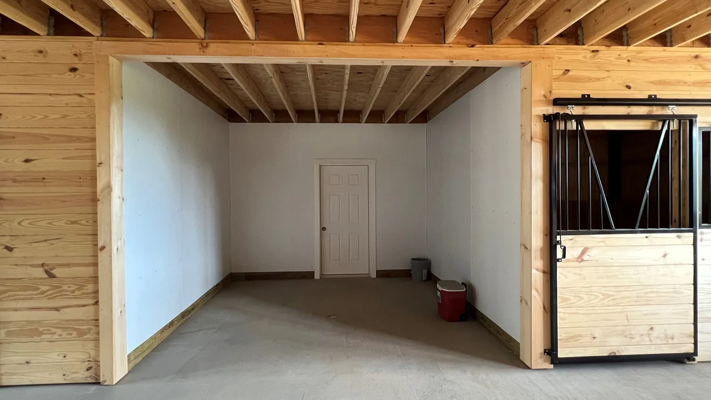 high country modular horse barn