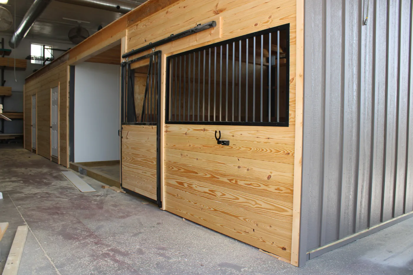 high country modular horse barn