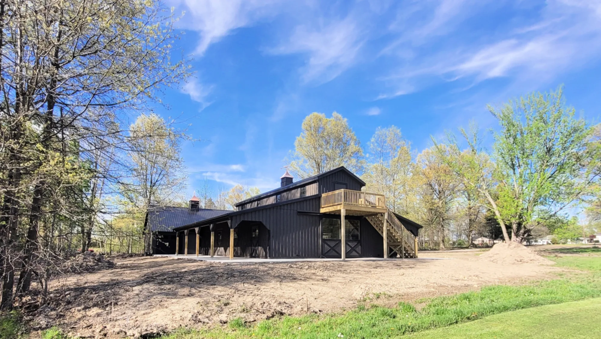 monitor modular horse barn