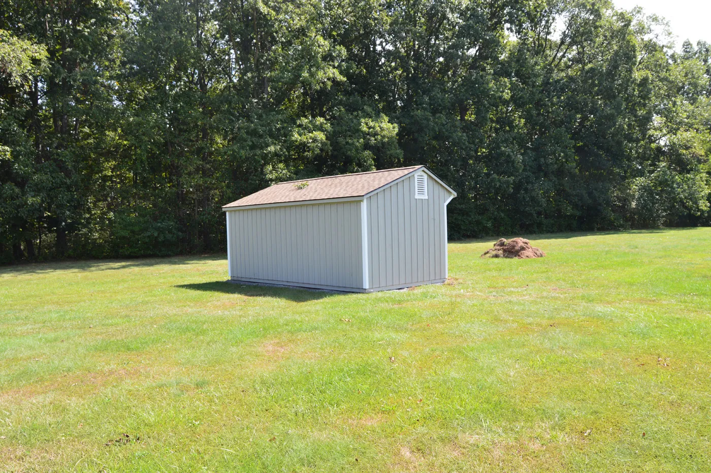 run-in shed with shakewood shingles