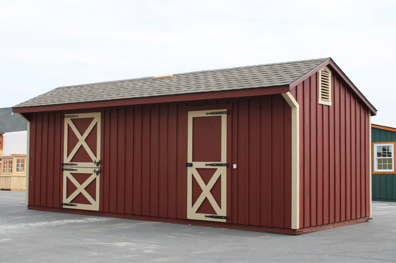 shed row horse barn