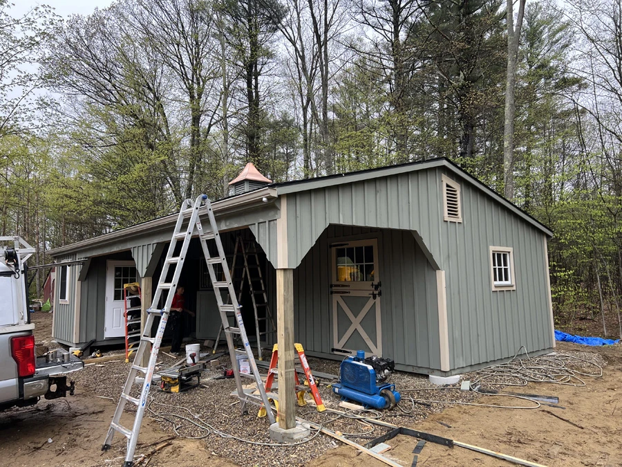 shed row modular horse barn