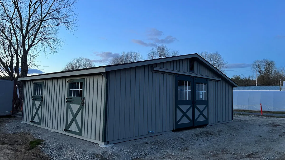 trailside modular horse barn