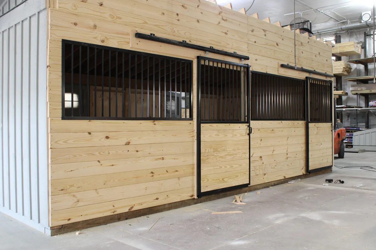 trailside modular horse barn
