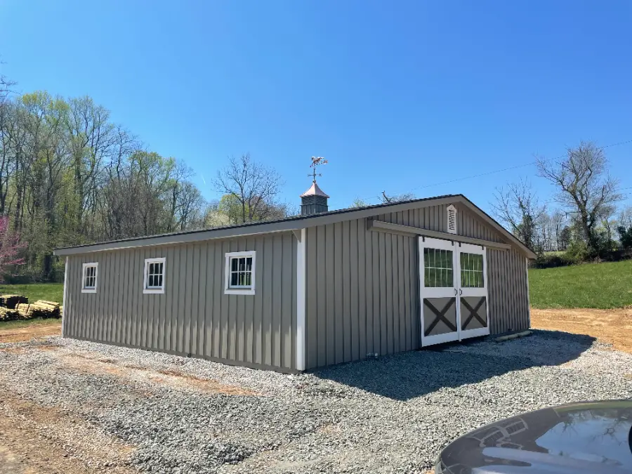 trailside modular horse barn