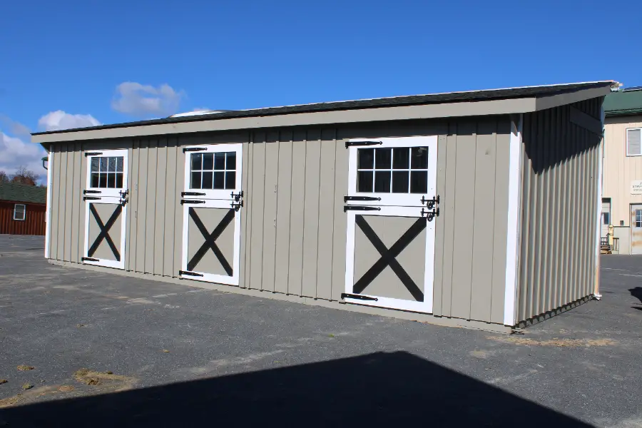 trailside modular horse barn