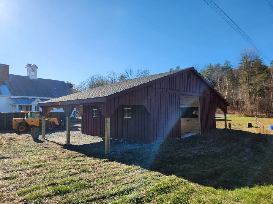 trailside modular barn with lean tos