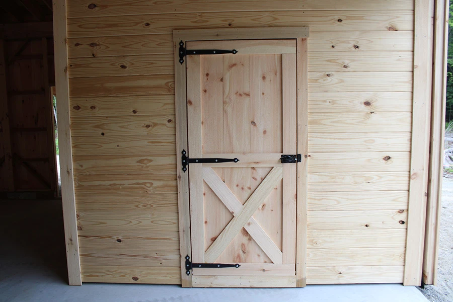 trailside modular horse barn