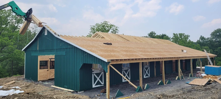 trailside modular horse barn