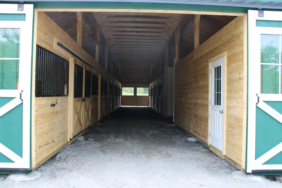 trailside modular horse barn