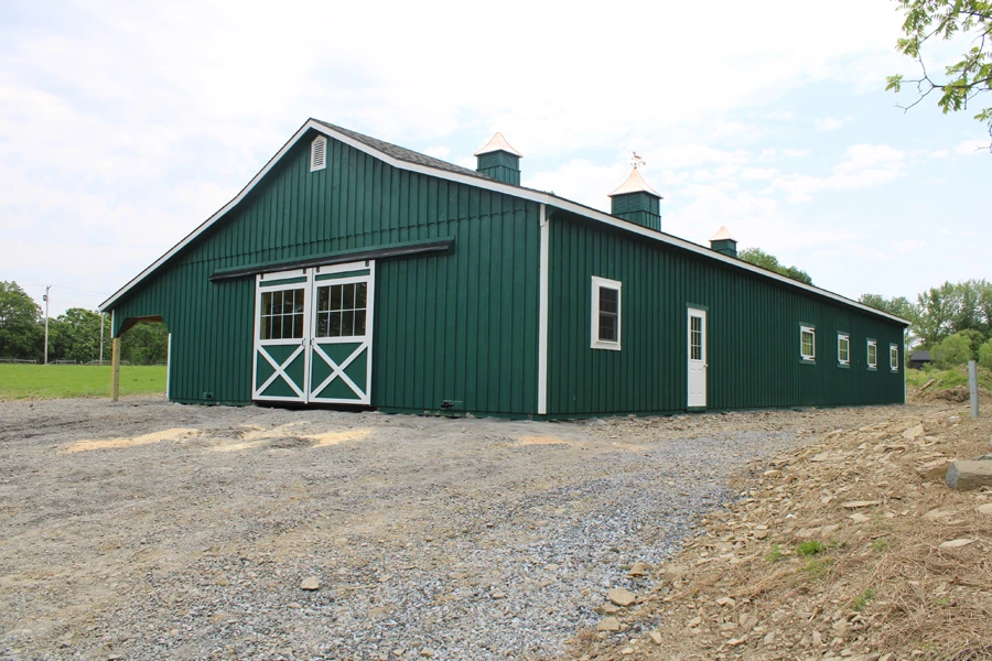 trailside modular horse barn
